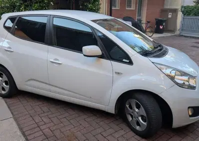 Kia Venga 1.4 CVVT LX Easy usata