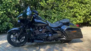 Harley-Davidson 114 Electra Glide Ultra Limited (2021 - 22) - FLHTK  (4)