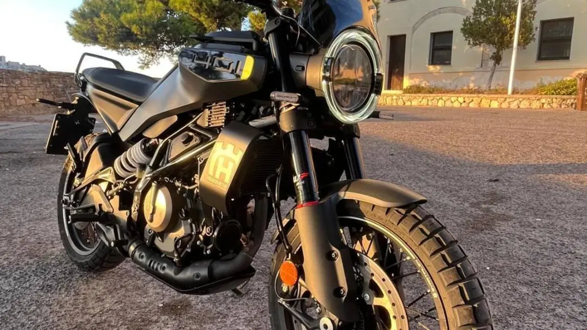 Husqvarna Svartpilen 401 (2024 - 26)  (5)