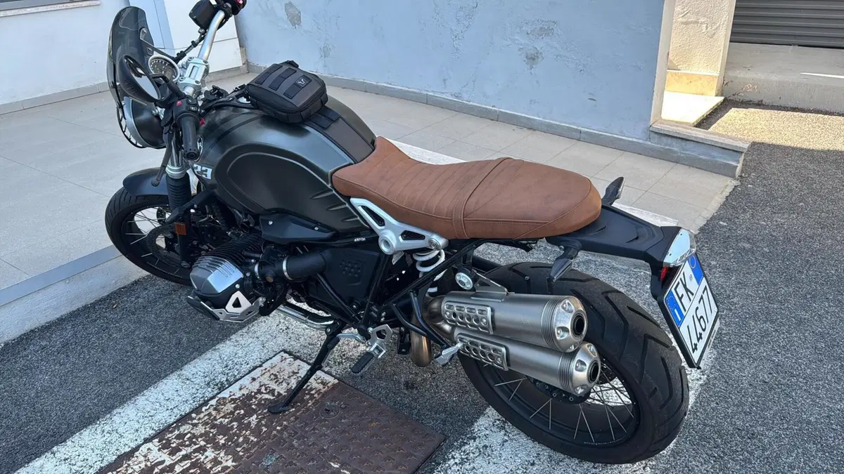 Bmw R nineT (2021 - 24)  (2)