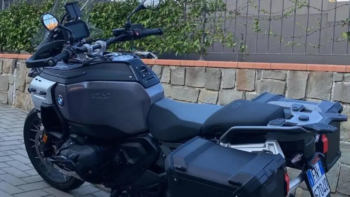 Bmw R 1300 GS Adventure Triple Black (2025 - 26)  (3)