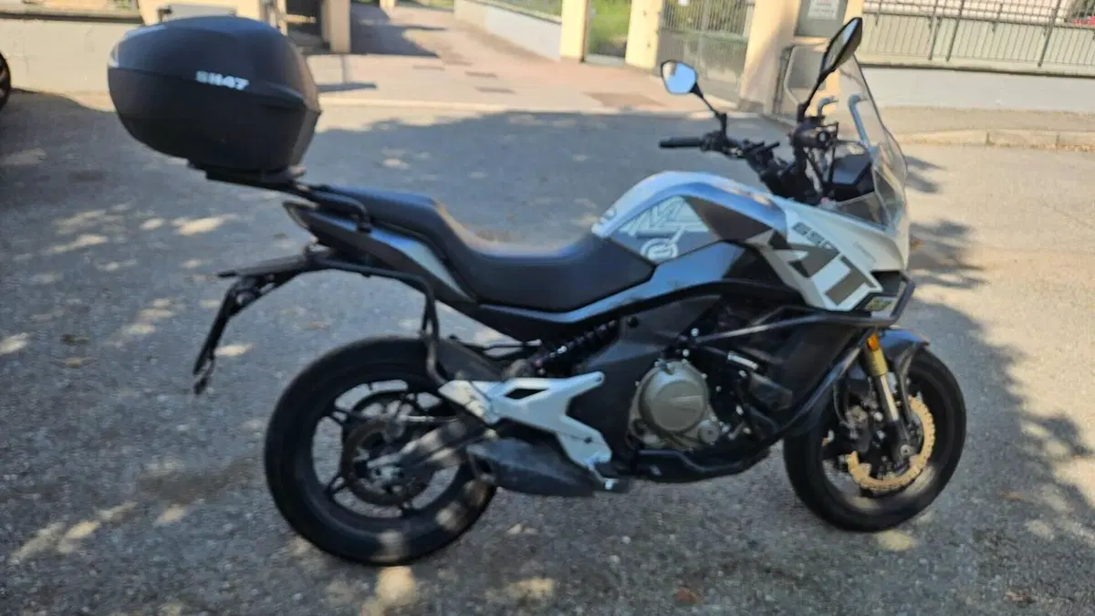 CFMOTO 650MT (2021 - 24)  (3)