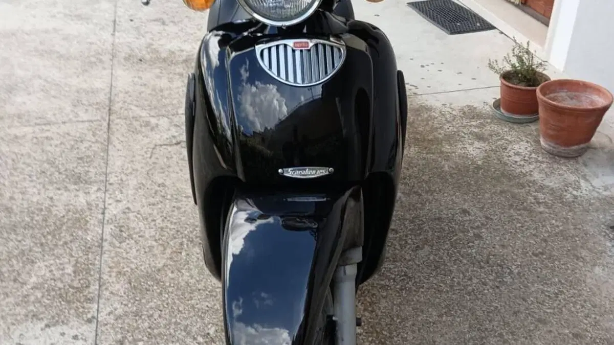 Aprilia Scarabeo 125 (1999 - 06)  (2)