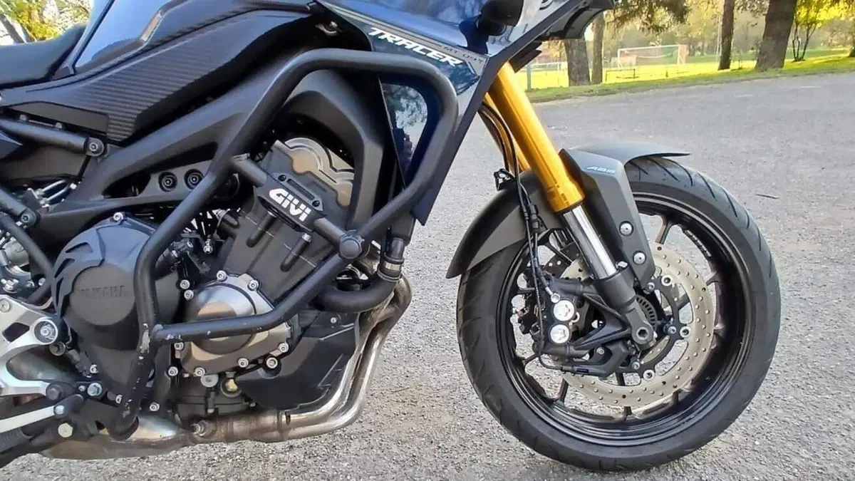 Yamaha MT-09 Tracer ABS (2015 - 16)  (2)