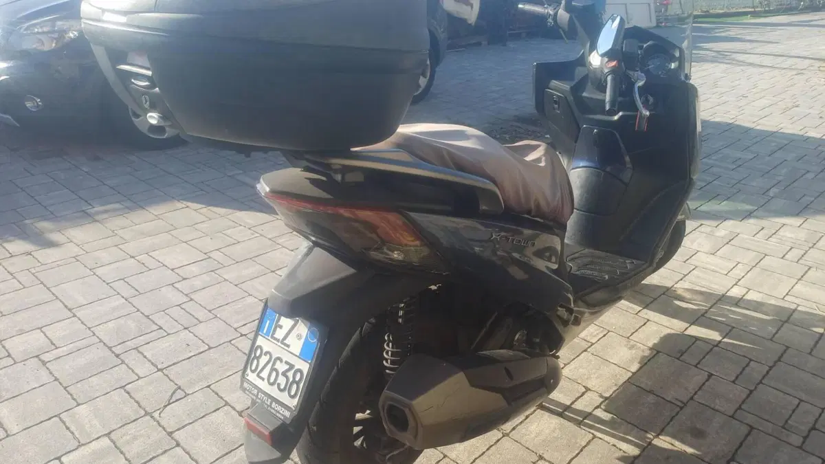 Kymco X-Town 300i City (2021 - 25)  (3)