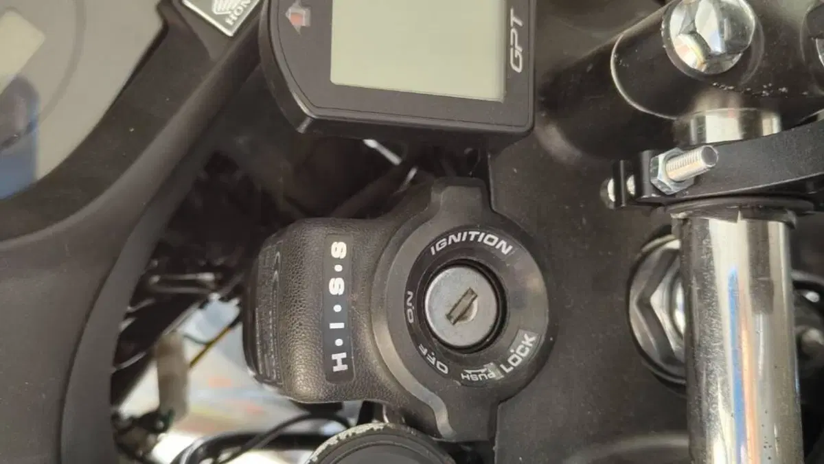 Honda CBF 600 S ABS (2012)  (6)