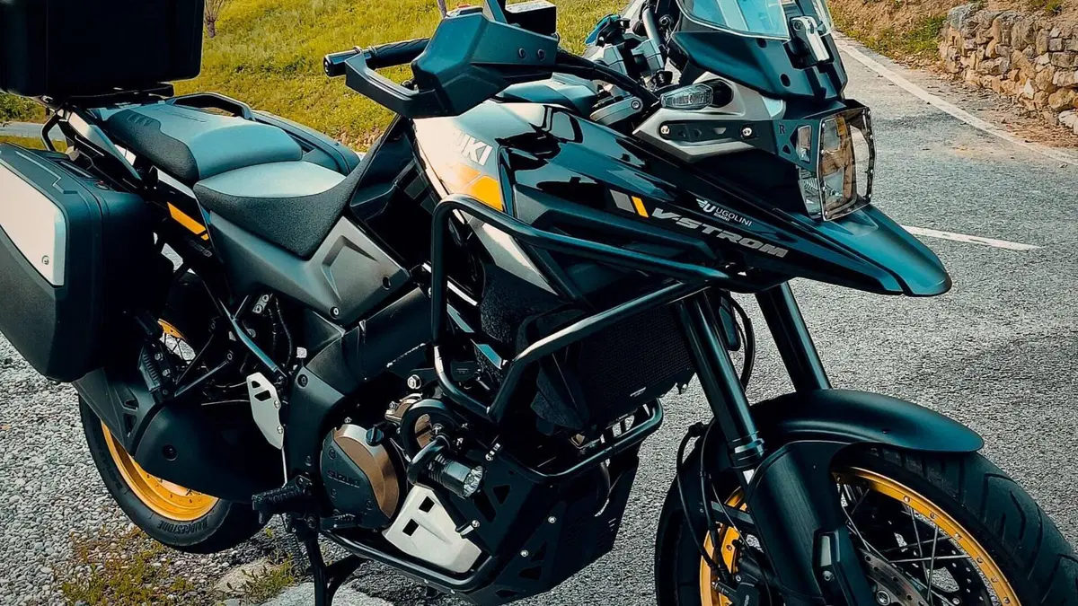 Suzuki V-Strom 1050XT (2020 - 23)  (2)
