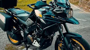 Suzuki V-Strom 1050XT (2020 - 23)  (2)