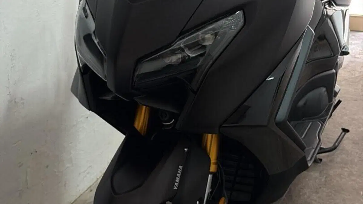 Yamaha T-Max 560 Tech Max (2025 - 26)  (5)