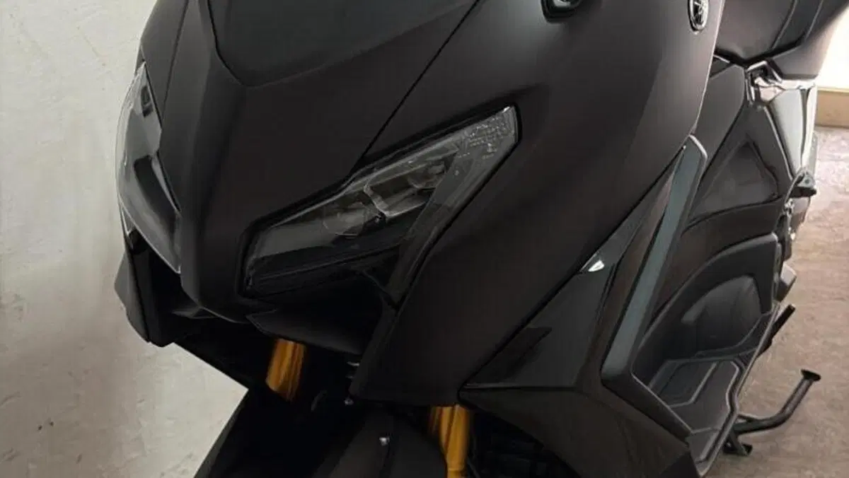 Yamaha T-Max 560 Tech Max (2025 - 26)  (6)