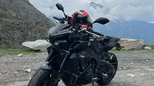 Yamaha MT-10 (2022 - 26)  (7)