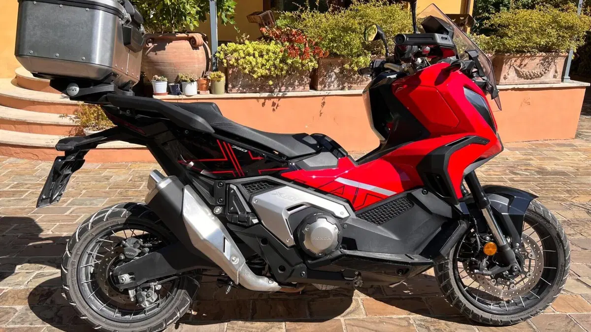 Honda X-ADV 750 DCT (2021 - 24)  (2)