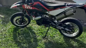 Husqvarna SM 610 (2008)  (4)