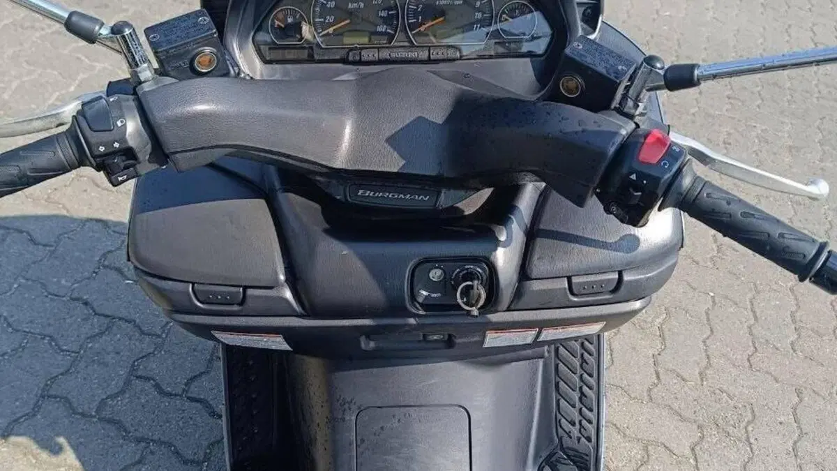 Suzuki Burgman AN 400 (2006 - 07)  (2)