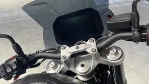 Bmw F 900 R (2025 - 27)  (4)