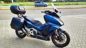 Honda Forza 750 DCT Travel (2021 - 24)  (2)