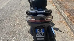 Suzuki Burgman AN 400 Z ABS (2011 - 14)  (2)