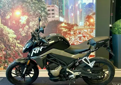 CFMOTO 300NK (2021 - 26) - Annuncio 10103542