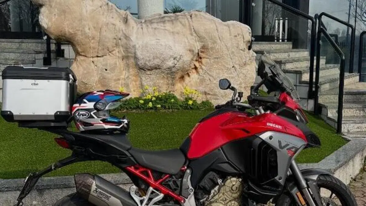 Ducati Multistrada V4 S (2021 - 24)  (2)