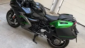 Kawasaki Ninja H2 SX SE Performance Tourer (2024 - 26) 