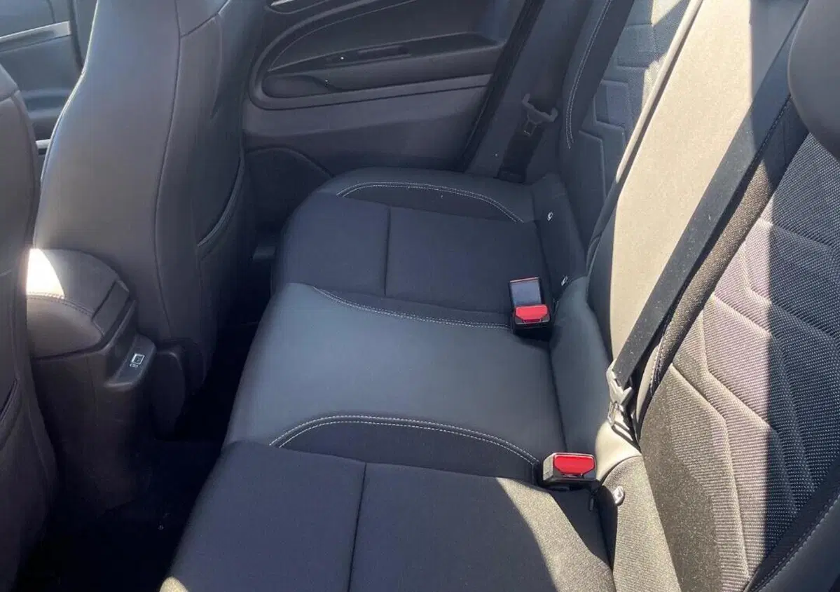 Jeep Avenger 1.2 Turbo Altitude (5)