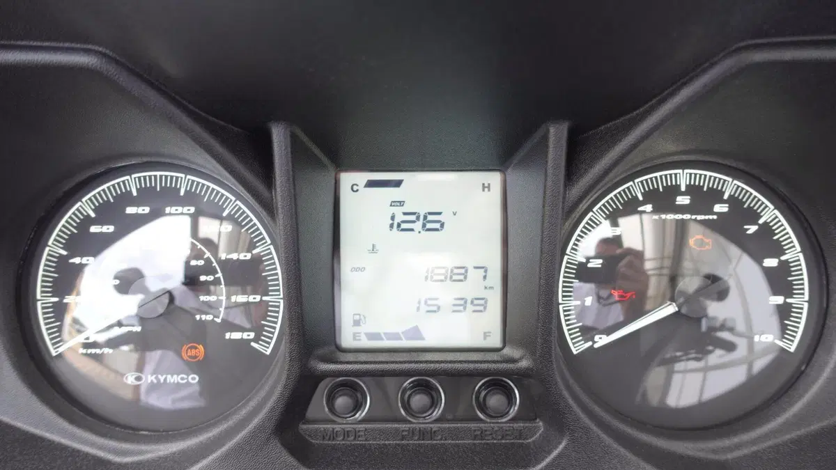 Kymco X-Town 300i (2025 - 26)  (4)