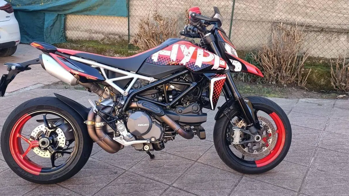 Ducati Hypermotard 950 RVE (2022 - 25) 