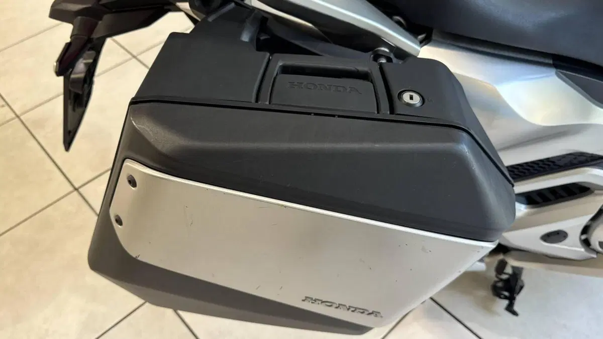 Honda Forza 750 DCT Travel (2021 - 24)  (17)