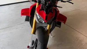 Ducati Streetfighter V4 S (2025 - 26)  (10)
