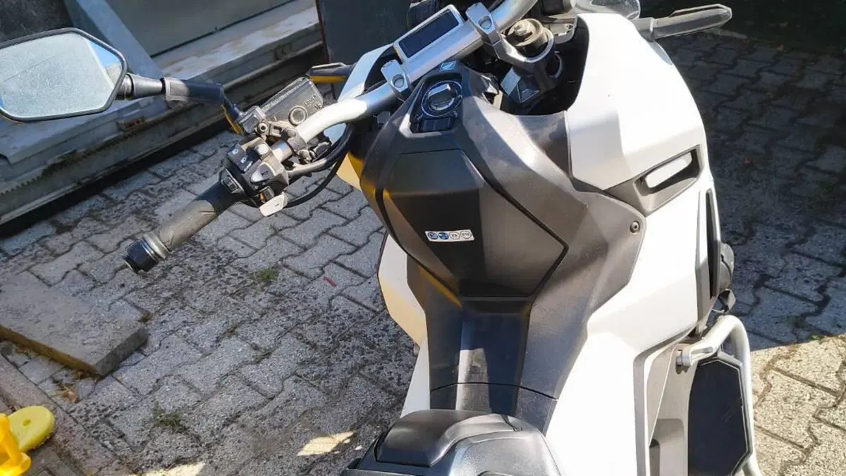 Honda X-ADV 750 Desert Track (2018 - 20)  (7)