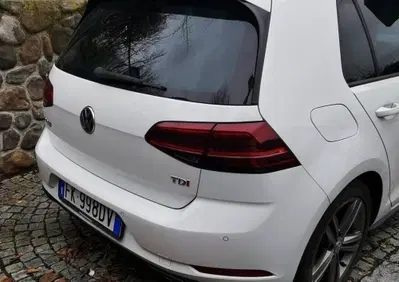 Volkswagen e-Golf 115 CV (3)