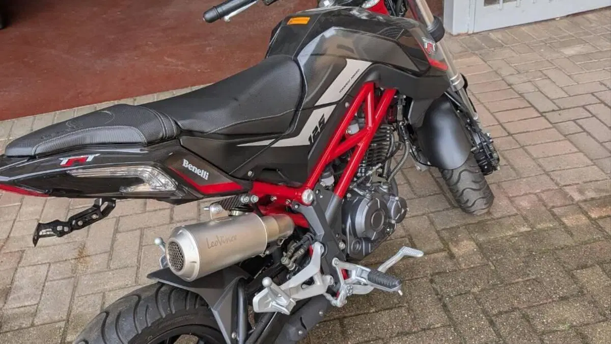 Benelli Tornado Naked T 125 (2021)  (6)