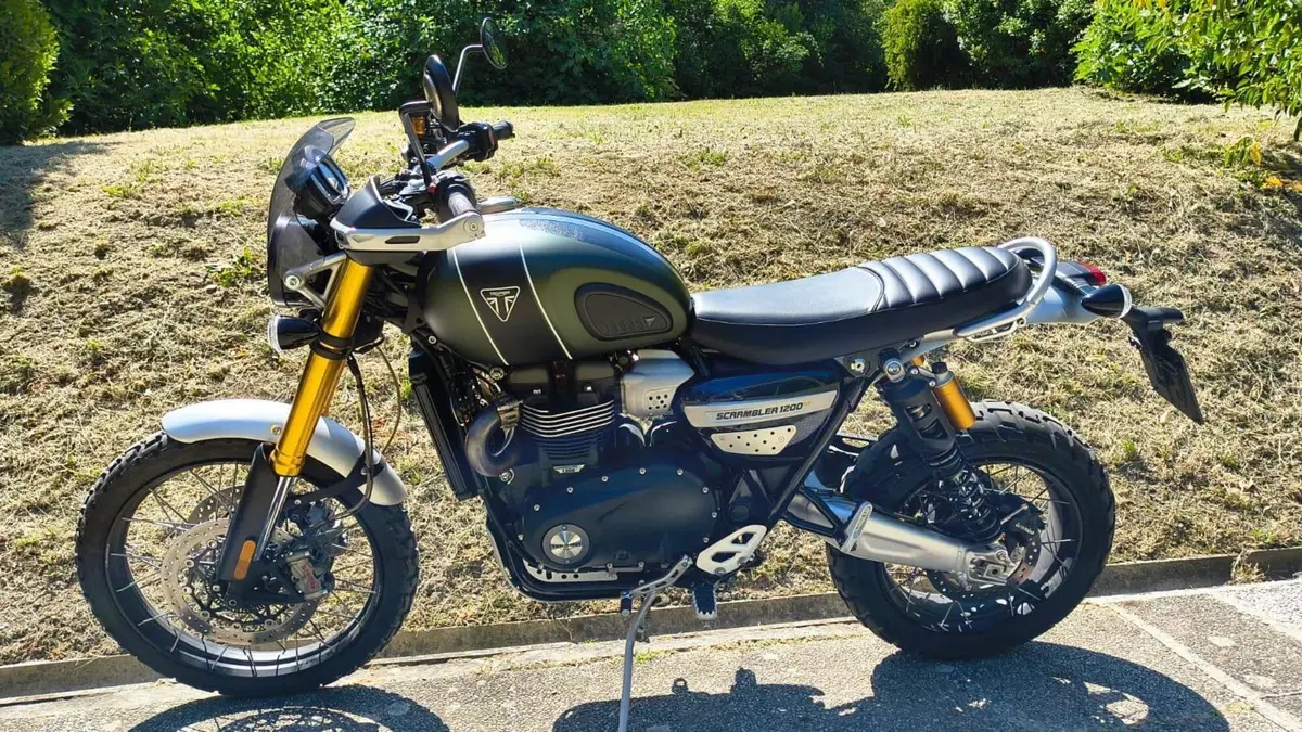 Triumph Scrambler 1200 XE (2021 - 23)  (2)
