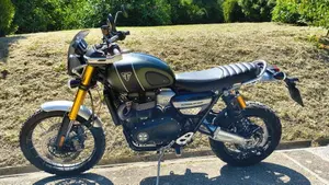 Triumph Scrambler 1200 XE (2021 - 23)  (2)