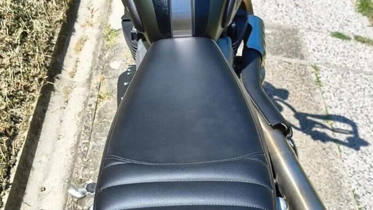 Triumph Scrambler 1200 XE (2021 - 23)  (5)
