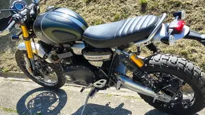 Triumph Scrambler 1200 XE (2021 - 23)  (4)
