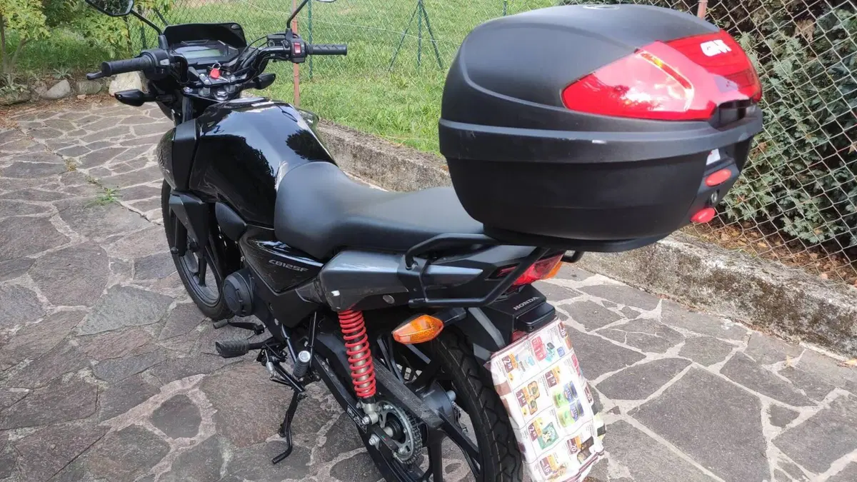 Honda CB 125 F (2021 - 25)  (3)
