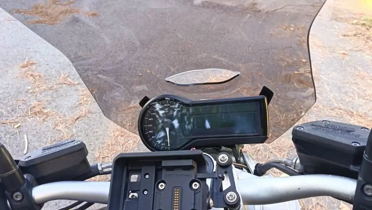 Bmw R 1200 R Black Edition (2017 - 18)  (9)