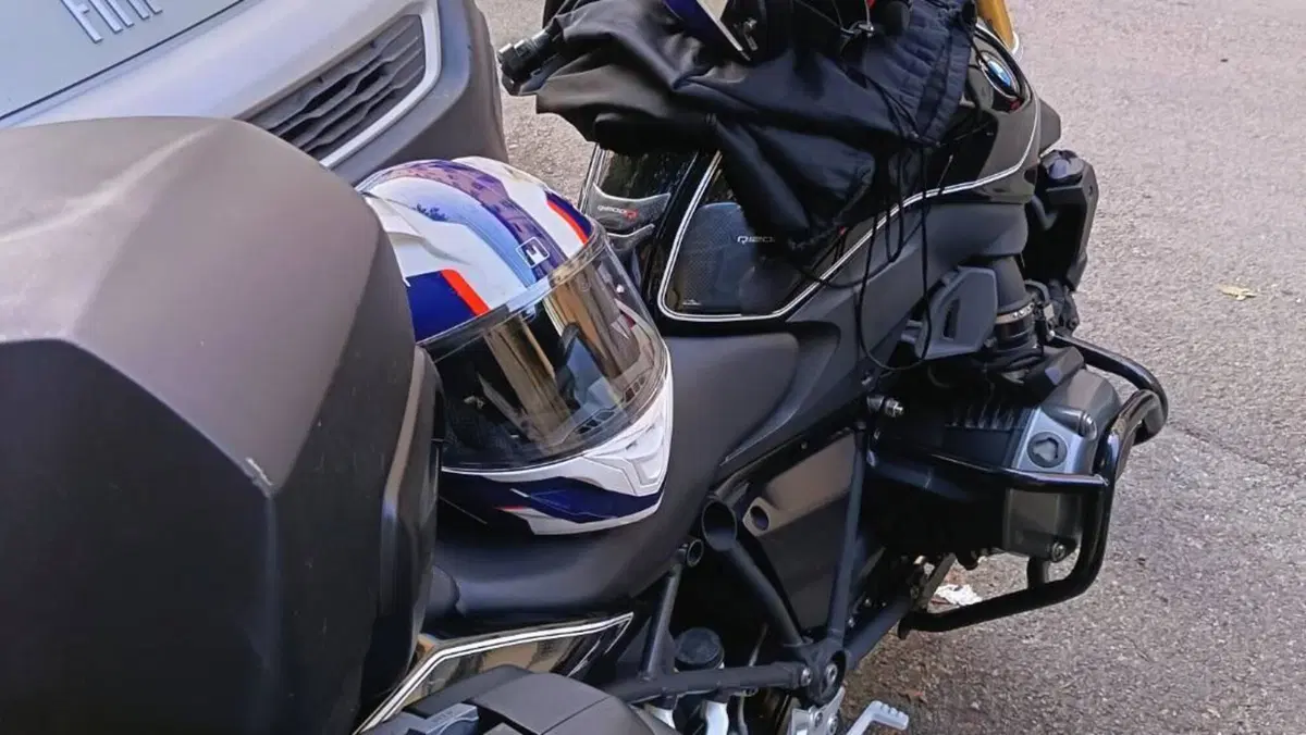 Bmw R 1200 R Black Edition (2017 - 18)  (13)
