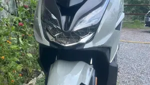 Honda Forza 350 Deluxe (2022 - 24)  (5)