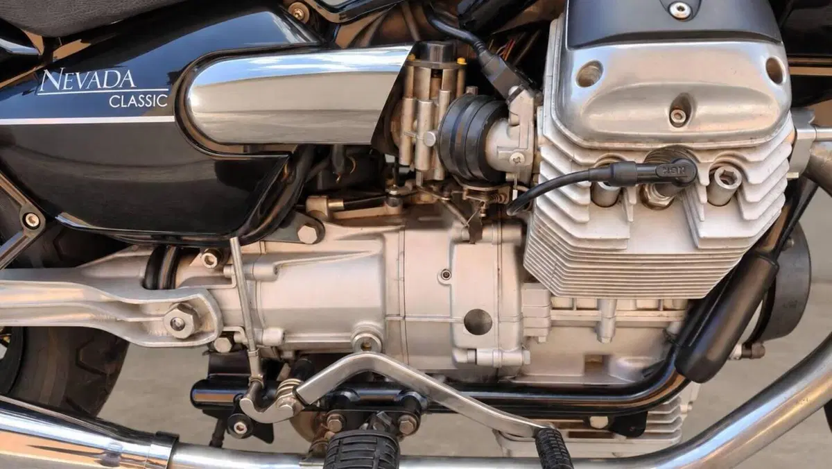 Moto Guzzi Nevada 750 Classic i.e. (2004 - 06)  (8)