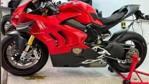 Ducati Panigale V4 S 1100 (2018 - 19) 