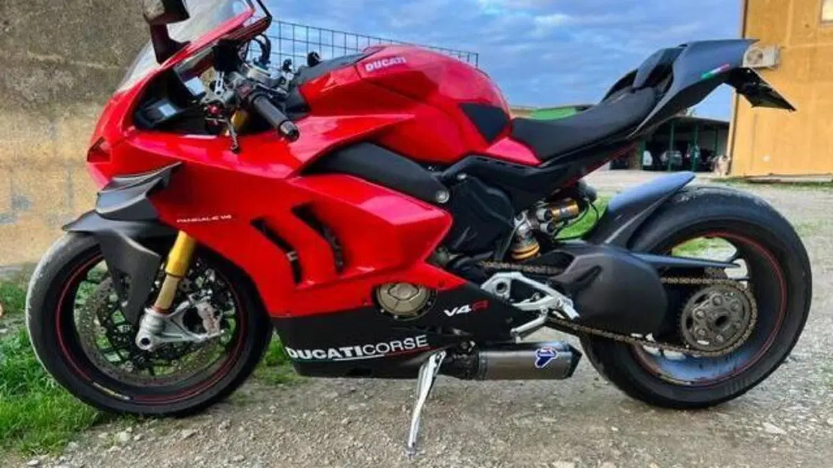 Ducati Panigale V4 S 1100 (2018 - 19)  (3)