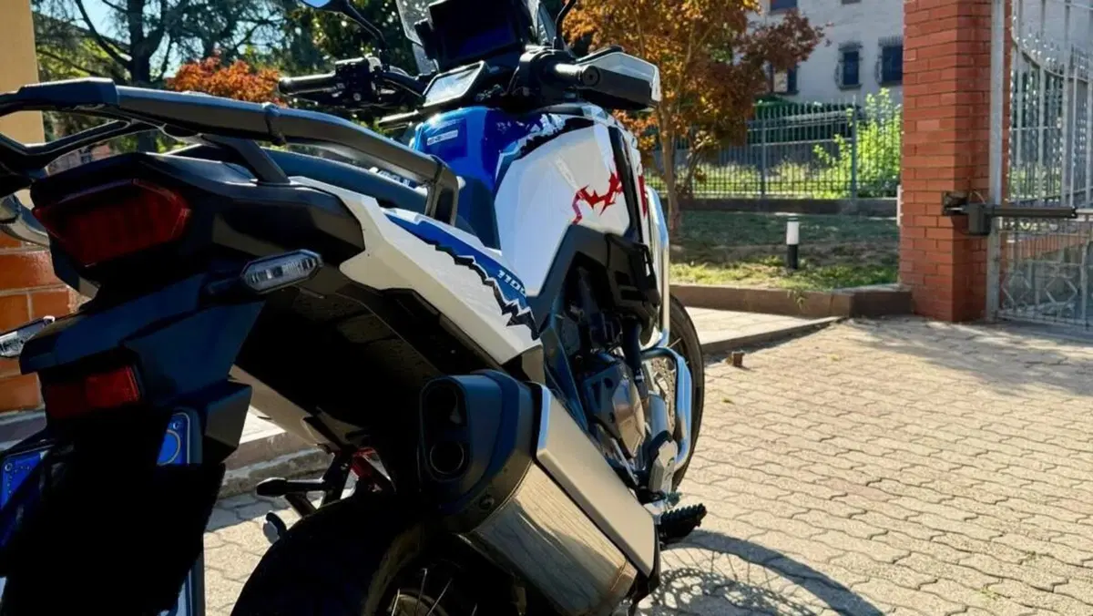 Honda Africa Twin CRF 1100L ES (2024 - 26)  (3)