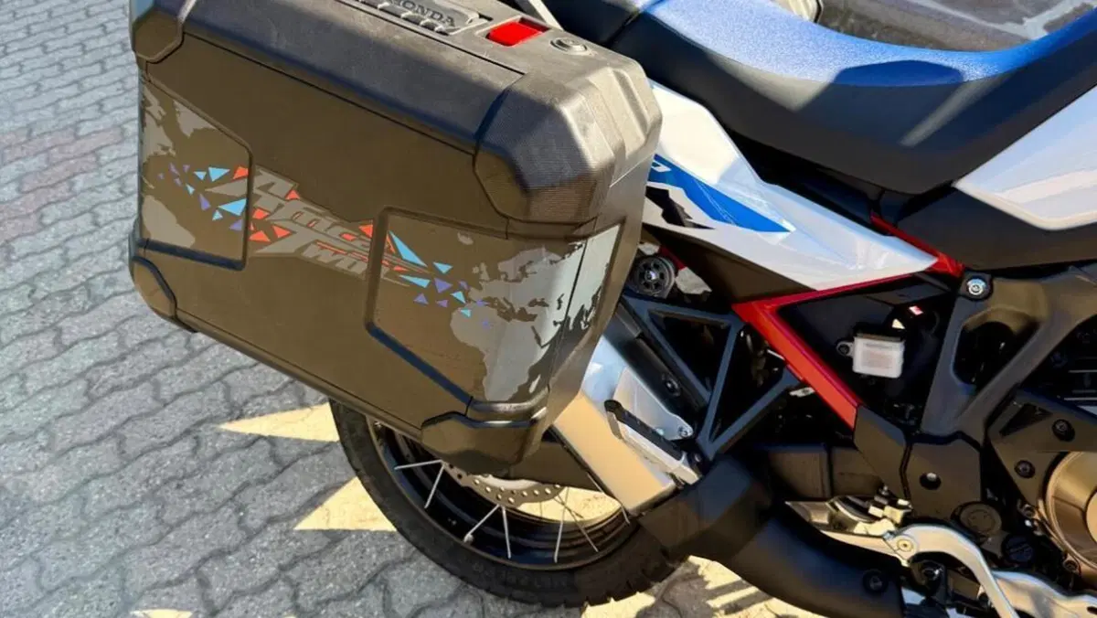 Honda Africa Twin CRF 1100L ES (2024 - 26)  (4)