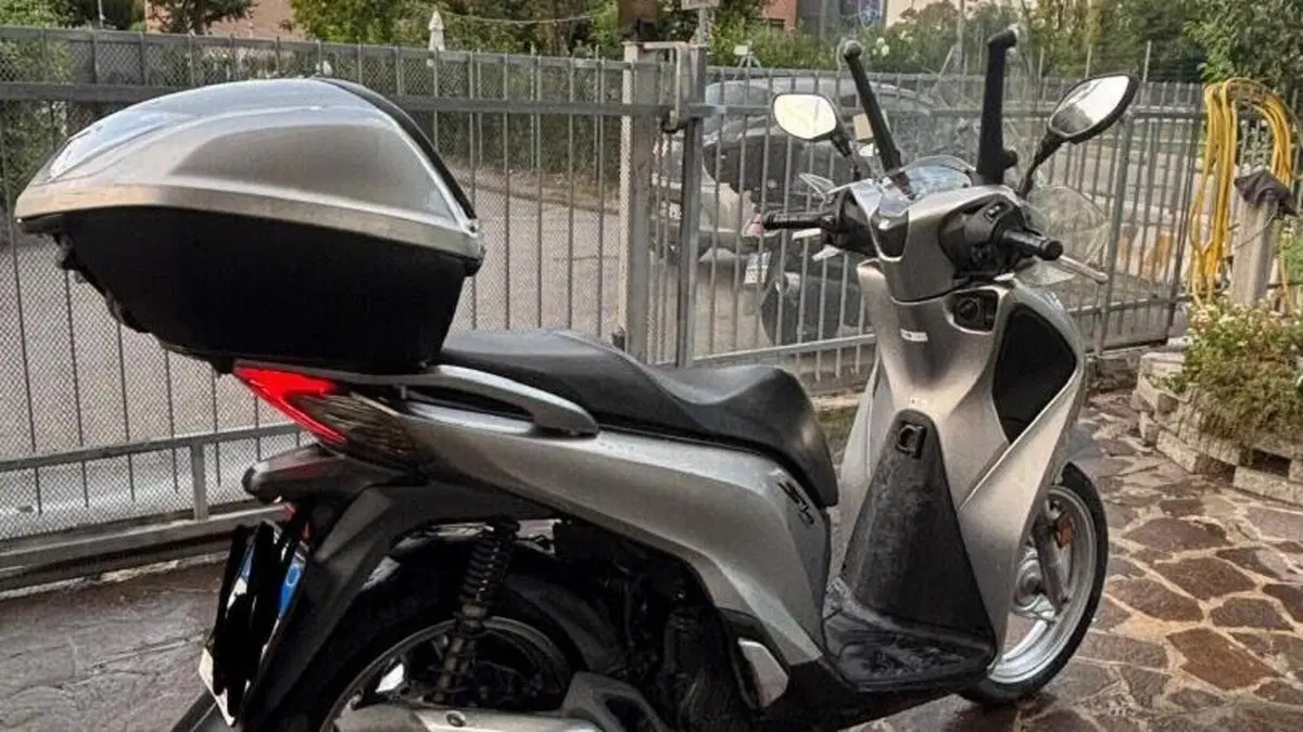 Honda SH 125i (2017 - 19)  (2)