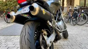 Ducati Monster 600 Dark (1998 - 01) 