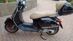 Vespa GTS 250 i.e.  (3)