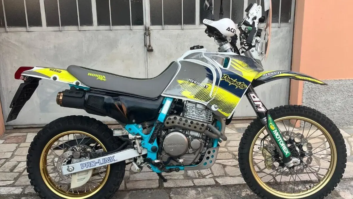 Honda NX 650 Dominator (1991 - 95)  (2)