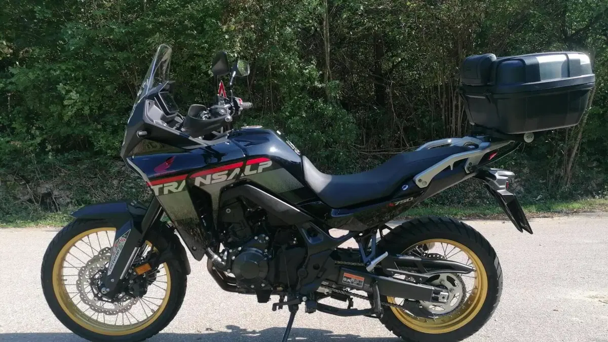 Honda Transalp XL750 (2025)  (2)